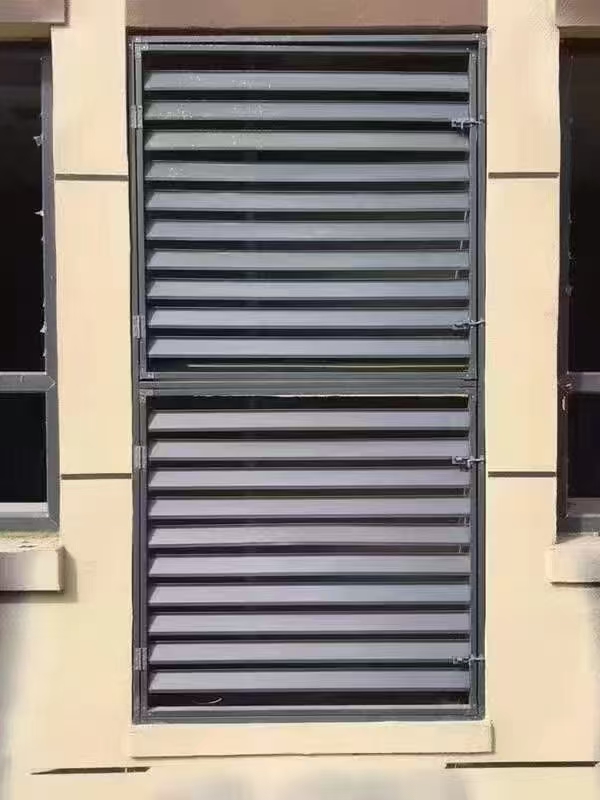 阜阳市室内吊顶勾搭板铝格栅百叶窗 - 方案